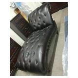 Stratford Executive Chaise Lounge