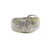 Vintage Style Mother Of Pearl Designer Ring