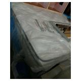 King Serta Eurotop Mattress & Box