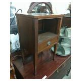 Duncan Fife Mahogany End Table