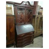 Vintage Large Governer Winthrop Sectratary Desk