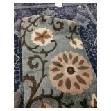Geometric Flower 40"x66" Rug
