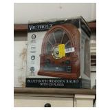Victrola bluetooth/cd/radio