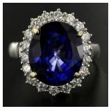 14kt Gold 8.96 ct Oval Sapphire & Diamond Ring