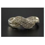 14kt Gold Diamond Infinity Ring
