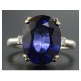 14kt Gold Oval 9.09 ct Sapphire & Diamond Ring