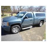 2009 Chevrolet Silverado truck w/ topper - 2 wheel
