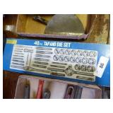 Tap & die set