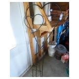 2 plant hangers