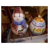 2 cookie jars - holiday