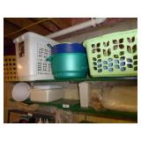 Laundry baskets & plasticware (2 shelves)