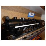 Lionel engine &  Santa Fe tender car