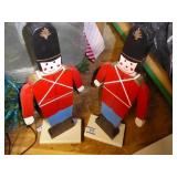 2 wooden soldier figures