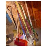 Long handled shovels & mops