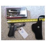 Berreta model 1934 (9 corto cal.) w/ 3 clips & hol