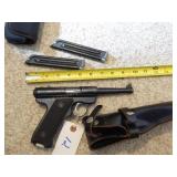 Ruger .22 auto pistol w/ 3 clips & holster - seria