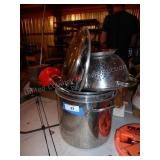 Stainless steel pans & strainer