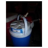 2 cooler jugs