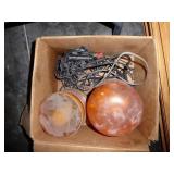 2 magnetic safety lights: 1 cord cut