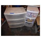2 plastic organizers