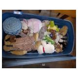 Stuffed toys in tote (Cracked lid)