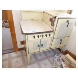 Magic Chef vintage stove