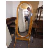 Floor standing mirror 59"H x 25"W x 21"D