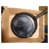 Cast iron pan - no. 5 - 8 1/8"