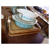 3 Pyrex items (chip on lid)