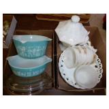 2 boxes: Pyrex, Fire King & misc. (chips to some)