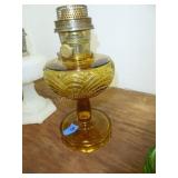 Amber Washington Drape Plain Stem - condition: exc