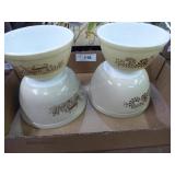 4 vintage Pyrex bowls