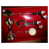 Golf drinking set