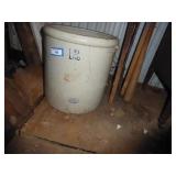 12 gallon Red Wing crock - crack on front