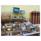 Section of giftware: candles - figurines - ornamen Section of giftware: candles - figurines - ornamen