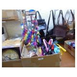 2 groups: dreamcatchers & shopping bags 2 groups: dreamcatchers & shopping bags