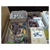 3 boxes animal figures