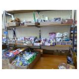 14 boxes giftware: toys - figurines - glassware - 14 boxes giftware: toys - figurines - glassware -