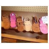 30 pair Minnetonka children 30 pair Minnetonka children