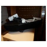 5 pair Minnetonka women 5 pair Minnetonka women