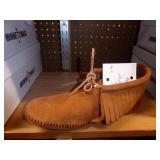9 pair Minnetonka men 9 pair Minnetonka men