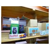 Lot: kerosene lamps & lamp shades Lot: kerosene lamps & lamp shades