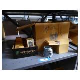 Giftware: pencil holders & napkin holders Giftware: pencil holders & napkin holders