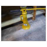 Floor jack Floor jack