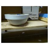 Red Wing stoneware 10 3/4" bowl - good condition Red Wing stoneware 10 3/4" bowl - good condition