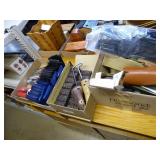 4 boxes: flashlights - cleaning cloths - misc. 4 boxes: flashlights - cleaning cloths - misc.