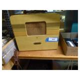 RCA Victor electric radio - vintage RCA Victor electric radio - vintage