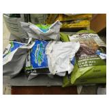 6 Bags Garden Soil