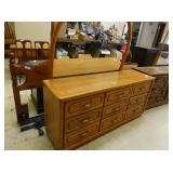 Vaughan Of Virginia 9 Drawer Dresser with Mirror 5