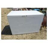 GE Chest Freezer 48 In W x 35 In T x 27 In. D